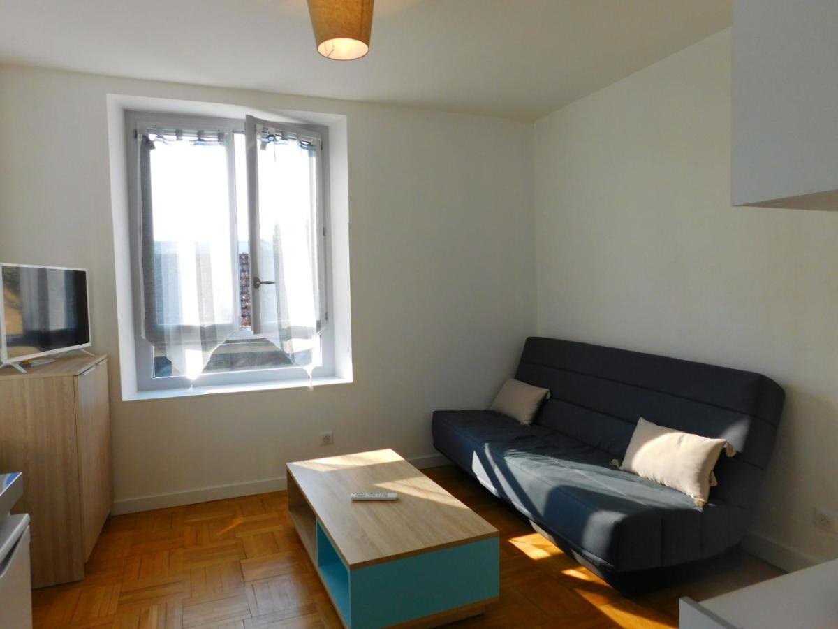 Appartement Situe En Centre Ville De Saint Aignan Buitenkant foto